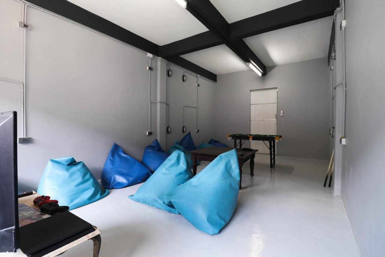 Oyo 823 Oliver'S Hostel (Adults Only) Ban Khlong Nang Li 外观 照片